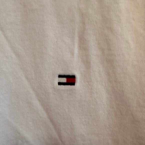 Tommy Hilfiger White Men's Button Logo T-Shirt Large - Picture 2 of 7